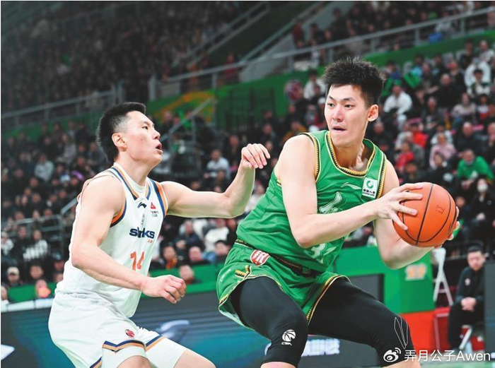 张陈治锋本赛季表现低迷 难担辽篮内线重任