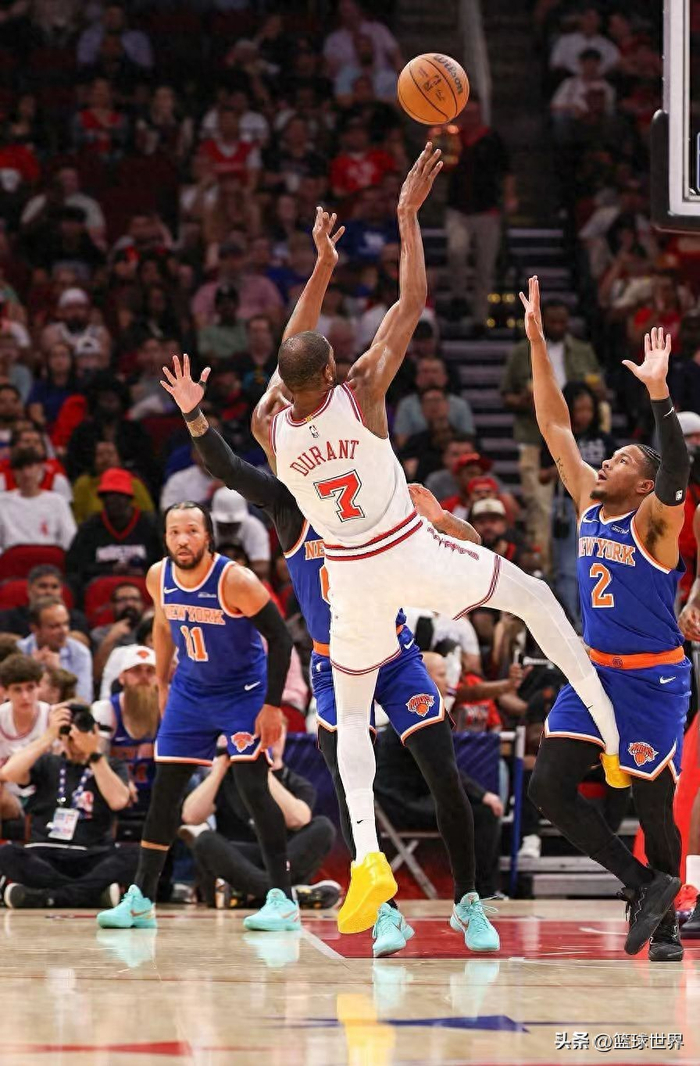 火箭半场轰出13分差杜兰特独得10分申京两双助队