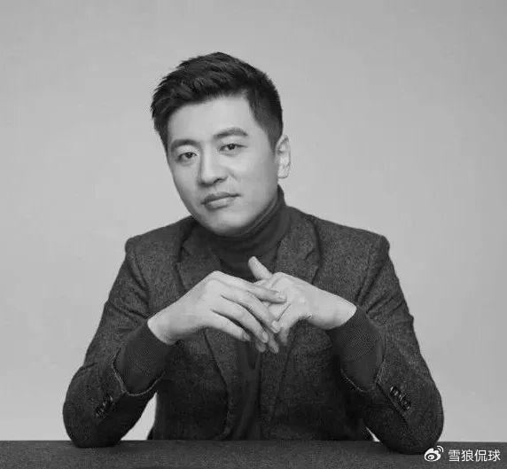 知名教育博主张雪峰因突发疾病去世 曾是AC米兰