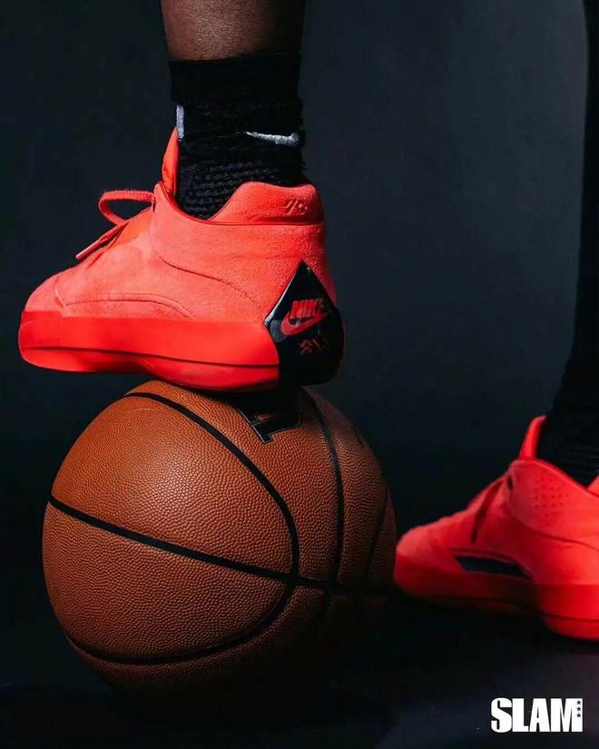 文班亚马60胜赛季高光引热议 球鞋关注度飙升 福