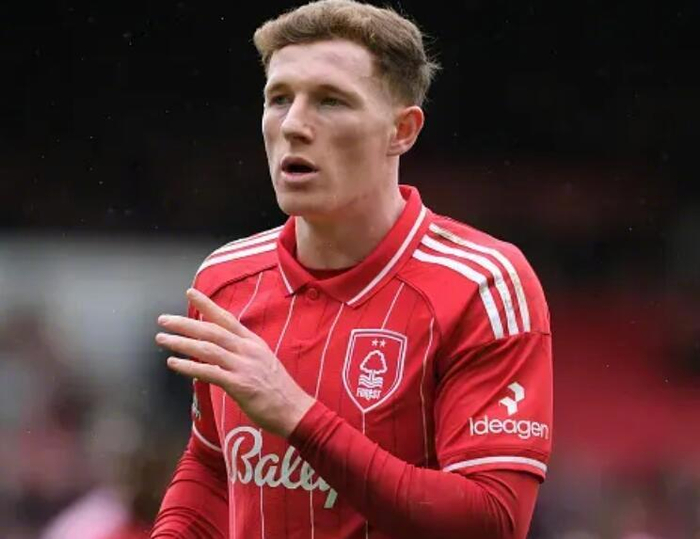 曼联建议世界杯前敲定埃利奥特-安德森引援